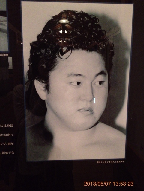 カツラで身長伸ばした男性 カツラで身長伸ばした男性