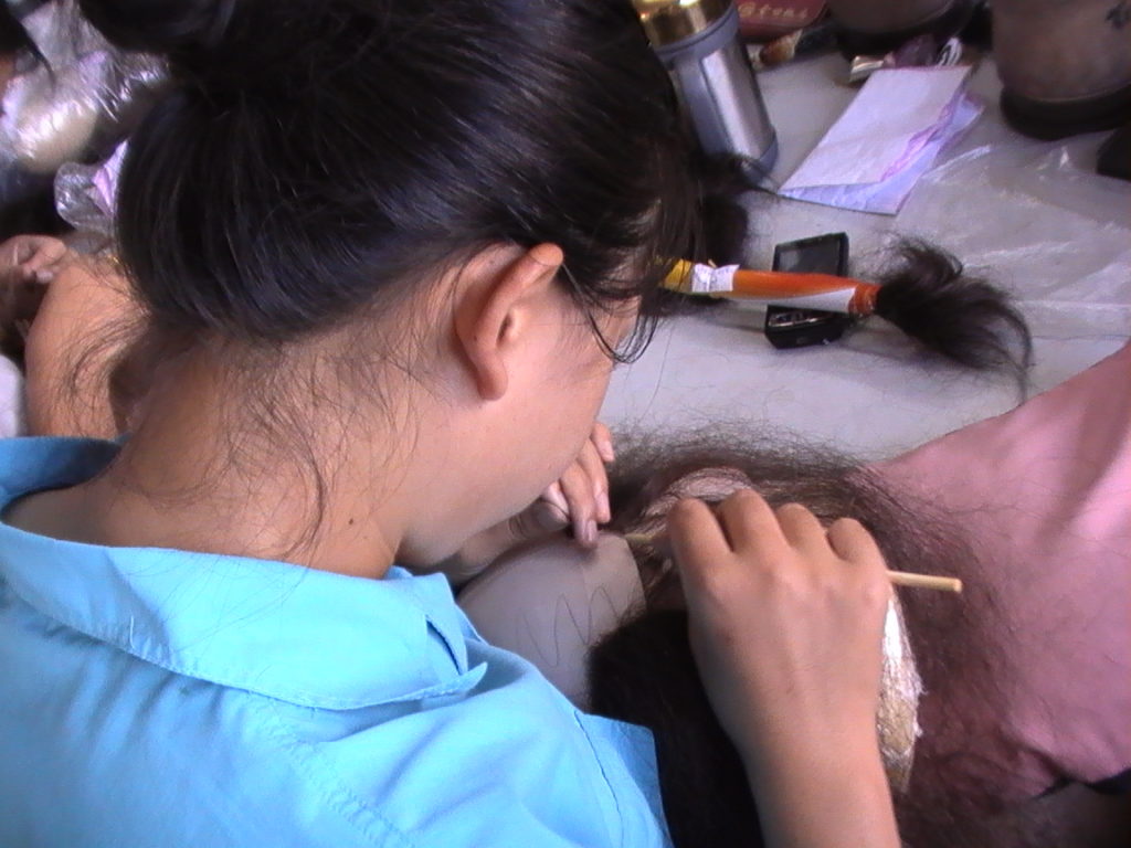 かつらの植毛 かつらの植毛